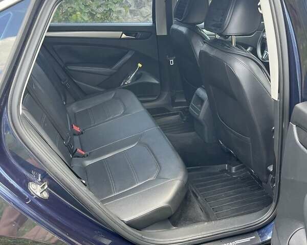 Синий Фольксваген Пассат, объемом двигателя 1.8 л и пробегом 260 тыс. км за 8200 $, фото 6 на Automoto.ua