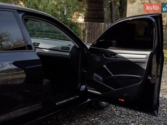 Синий Фольксваген Пассат, объемом двигателя 2.5 л и пробегом 170 тыс. км за 10700 $, фото 22 на Automoto.ua