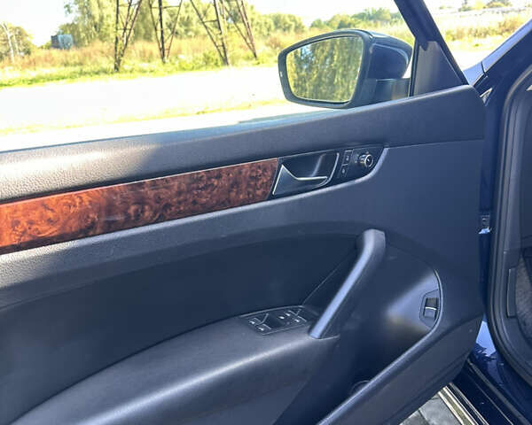 Синий Фольксваген Пассат, объемом двигателя 2 л и пробегом 98 тыс. км за 14400 $, фото 26 на Automoto.ua