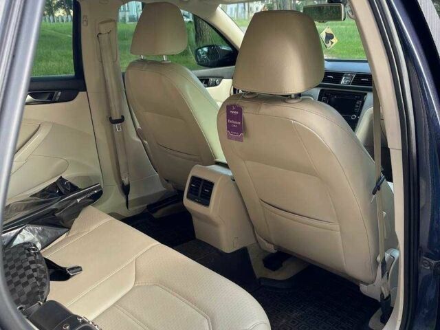 Синий Фольксваген Пассат, объемом двигателя 2.5 л и пробегом 258 тыс. км за 10300 $, фото 6 на Automoto.ua