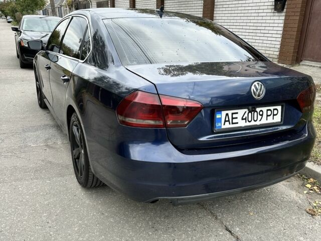Фольксваген Пассат 2013 в Кременчуге на Automoto.ua Синий Фольксваген Пассат, объемом двигателя 2.5 л и пробегом 177 тыс. км за 10499 $, фото 4 на Automoto.ua