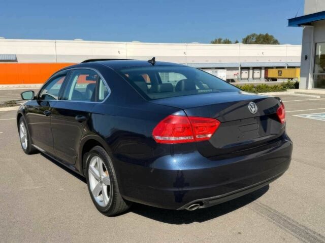 Синий Фольксваген Пассат, объемом двигателя 2.5 л и пробегом 82 тыс. км за 1425 $, фото 5 на Automoto.ua