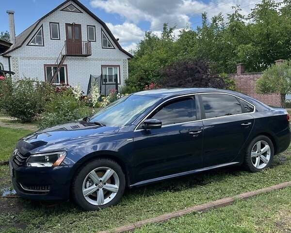 Синий Фольксваген Пассат, объемом двигателя 1.8 л и пробегом 260 тыс. км за 8200 $, фото 4 на Automoto.ua