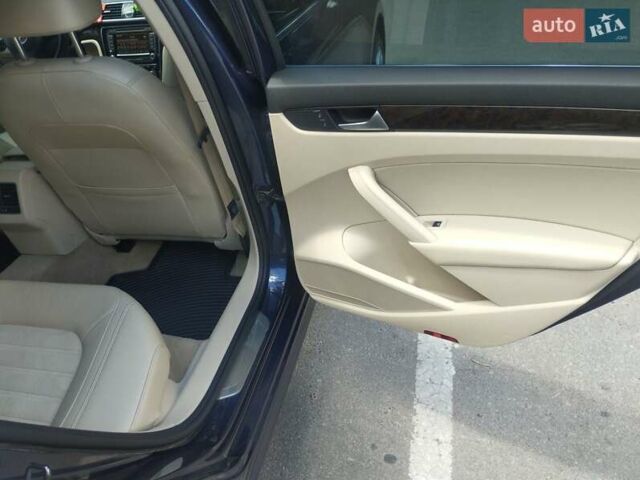 Синий Фольксваген Пассат, объемом двигателя 1.8 л и пробегом 173 тыс. км за 12500 $, фото 53 на Automoto.ua