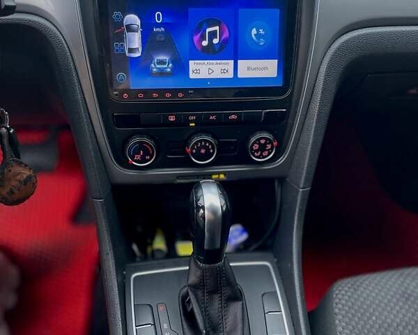 Синій Фольксваген Пассат, об'ємом двигуна 2.5 л та пробігом 182 тис. км за 9300 $, фото 11 на Automoto.ua