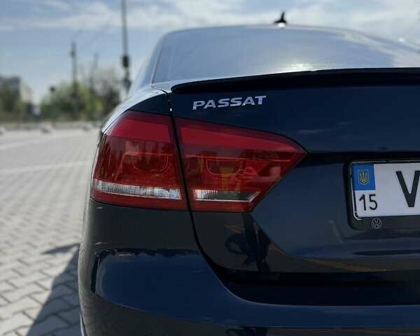 Синій Фольксваген Пассат, об'ємом двигуна 1.97 л та пробігом 270 тис. км за 11000 $, фото 16 на Automoto.ua