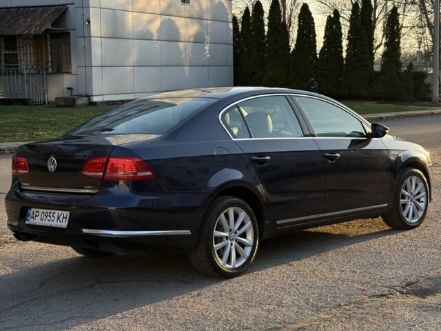 Синий Фольксваген Пассат, объемом двигателя 2 л и пробегом 253 тыс. км за 11200 $, фото 1 на Automoto.ua