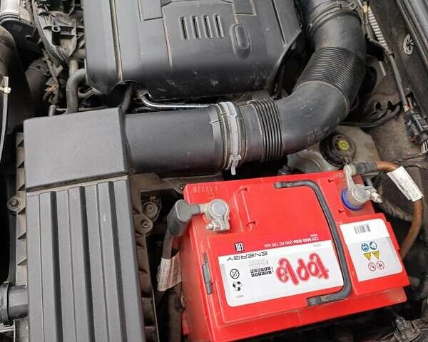 Синій Фольксваген Пассат, об'ємом двигуна 1.8 л та пробігом 160 тис. км за 12300 $, фото 9 на Automoto.ua