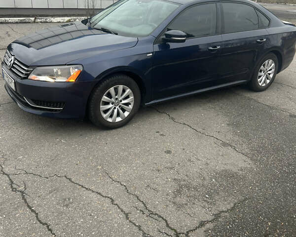 Синий Фольксваген Пассат, объемом двигателя 1.8 л и пробегом 240 тыс. км за 8600 $, фото 2 на Automoto.ua