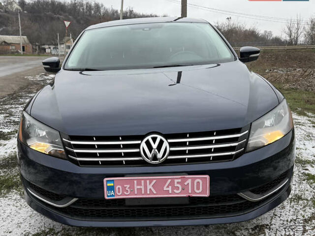 Синій Фольксваген Пассат, об'ємом двигуна 2 л та пробігом 220 тис. км за 11999 $, фото 8 на Automoto.ua