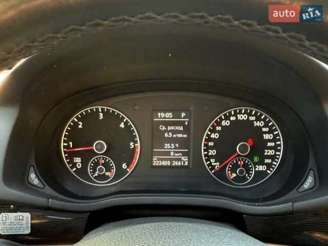 Синий Фольксваген Пассат, объемом двигателя 2 л и пробегом 223 тыс. км за 11500 $, фото 9 на Automoto.ua