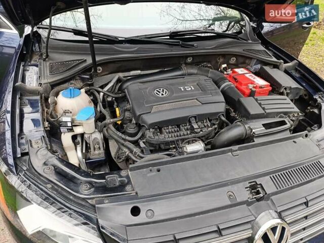 Синій Фольксваген Пассат, об'ємом двигуна 1.8 л та пробігом 160 тис. км за 12300 $, фото 8 на Automoto.ua