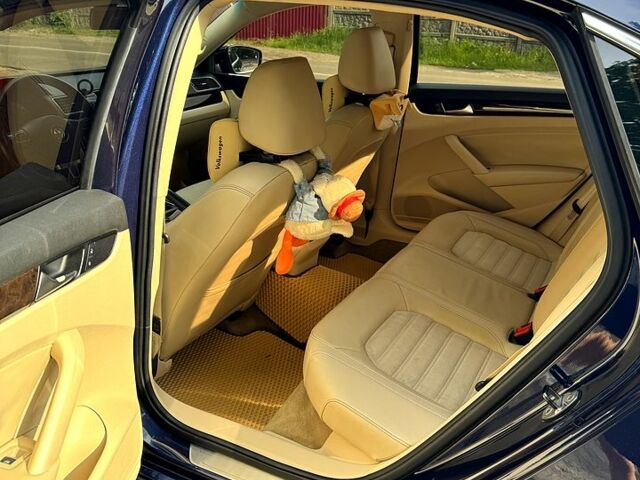 Синий Фольксваген Пассат, объемом двигателя 2 л и пробегом 173 тыс. км за 12000 $, фото 3 на Automoto.ua