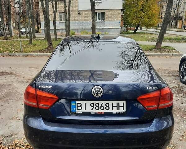 Синій Фольксваген Пассат, об'ємом двигуна 2 л та пробігом 215 тис. км за 11300 $, фото 1 на Automoto.ua