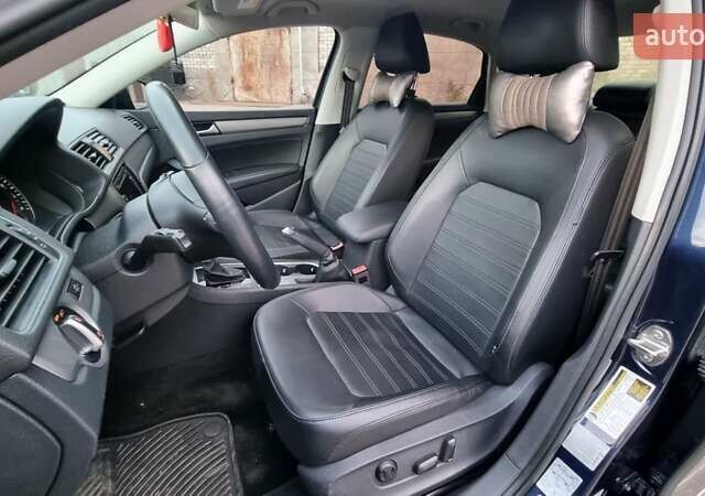 Синій Фольксваген Пассат, об'ємом двигуна 1.8 л та пробігом 197 тис. км за 10500 $, фото 4 на Automoto.ua