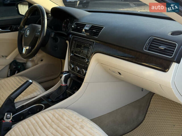 Синий Фольксваген Пассат, объемом двигателя 2 л и пробегом 192 тыс. км за 12800 $, фото 11 на Automoto.ua