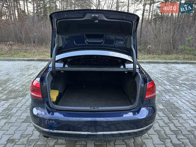 Синий Фольксваген Пассат, объемом двигателя 1.8 л и пробегом 221 тыс. км за 11200 $, фото 9 на Automoto.ua