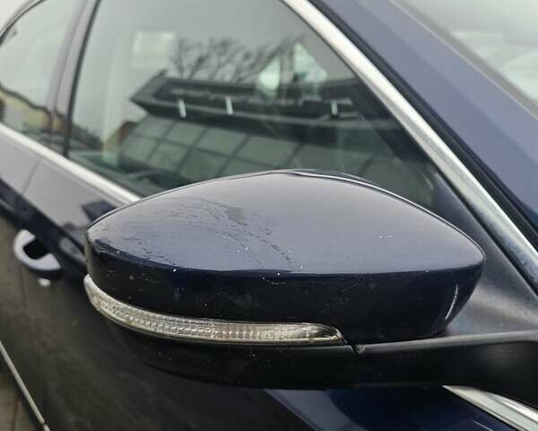 Синий Фольксваген Пассат, объемом двигателя 1.97 л и пробегом 188 тыс. км за 12000 $, фото 4 на Automoto.ua