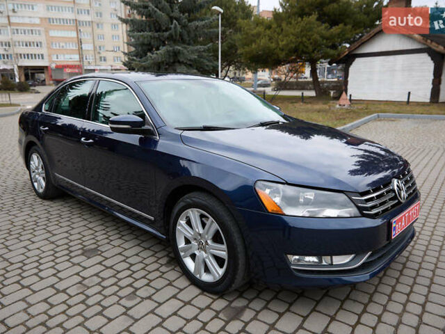Синій Фольксваген Пассат, об'ємом двигуна 2 л та пробігом 207 тис. км за 11900 $, фото 4 на Automoto.ua
