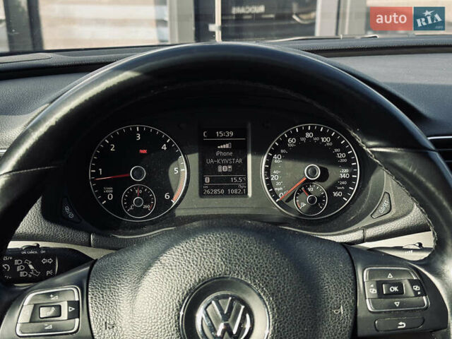 Синий Фольксваген Пассат, объемом двигателя 1.97 л и пробегом 265 тыс. км за 9899 $, фото 17 на Automoto.ua