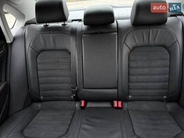 Синій Фольксваген Пассат, об'ємом двигуна 2 л та пробігом 172 тис. км за 12900 $, фото 23 на Automoto.ua