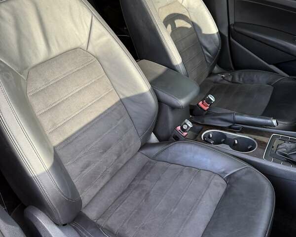 Синий Фольксваген Пассат, объемом двигателя 2 л и пробегом 255 тыс. км за 12650 $, фото 25 на Automoto.ua