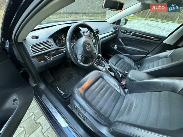 Синий Фольксваген Пассат, объемом двигателя 1.8 л и пробегом 221 тыс. км за 11200 $, фото 10 на Automoto.ua