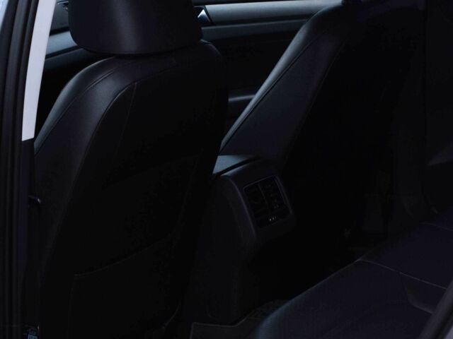 Синий Фольксваген Пассат, объемом двигателя 2 л и пробегом 269 тыс. км за 11299 $, фото 16 на Automoto.ua