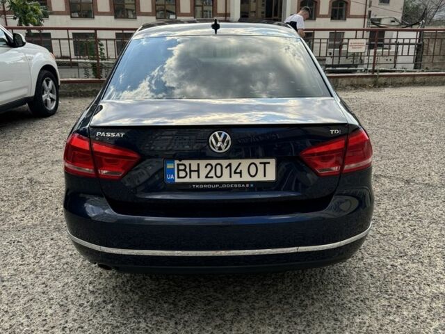 Синій Фольксваген Пассат, об'ємом двигуна 2 л та пробігом 192 тис. км за 12000 $, фото 2 на Automoto.ua