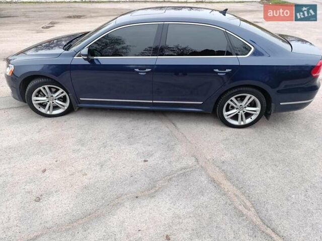 Синій Фольксваген Пассат, об'ємом двигуна 1.8 л та пробігом 160 тис. км за 12300 $, фото 2 на Automoto.ua