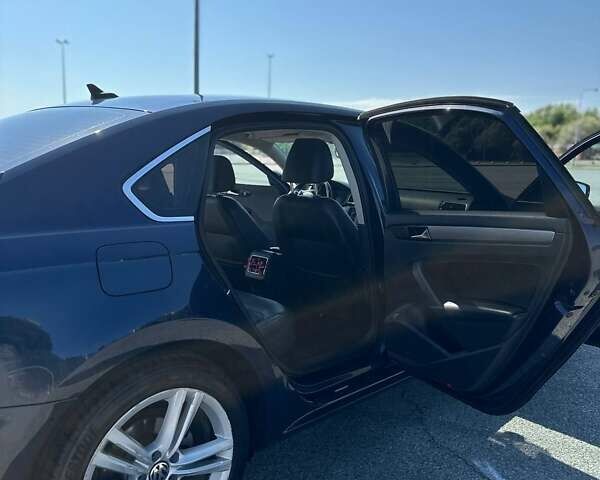 Синий Фольксваген Пассат, объемом двигателя 2 л и пробегом 195 тыс. км за 11500 $, фото 10 на Automoto.ua