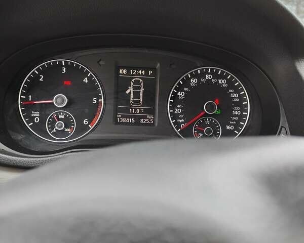 Синий Фольксваген Пассат, объемом двигателя 2 л и пробегом 138 тыс. км за 13900 $, фото 16 на Automoto.ua