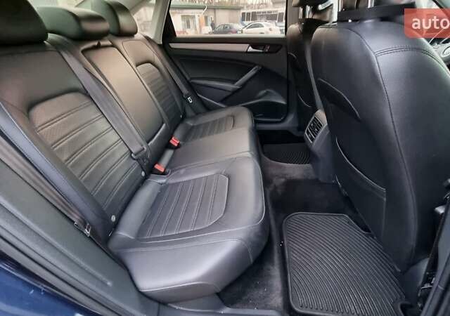 Синій Фольксваген Пассат, об'ємом двигуна 1.8 л та пробігом 197 тис. км за 10500 $, фото 10 на Automoto.ua