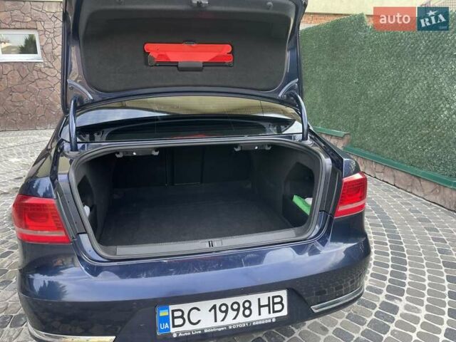 Синій Фольксваген Пассат, об'ємом двигуна 1.97 л та пробігом 206 тис. км за 12500 $, фото 4 на Automoto.ua