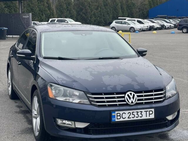 Синий Фольксваген Пассат, объемом двигателя 2 л и пробегом 260 тыс. км за 11900 $, фото 1 на Automoto.ua