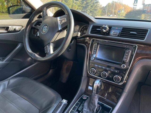 Синий Фольксваген Пассат, объемом двигателя 2 л и пробегом 256 тыс. км за 11700 $, фото 8 на Automoto.ua