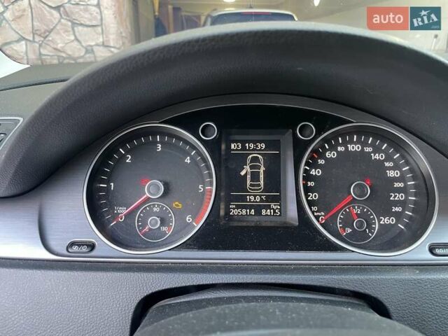 Синій Фольксваген Пассат, об'ємом двигуна 1.97 л та пробігом 206 тис. км за 12500 $, фото 6 на Automoto.ua