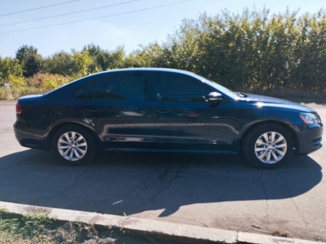 Синий Фольксваген Пассат, объемом двигателя 1.8 л и пробегом 150 тыс. км за 9500 $, фото 6 на Automoto.ua