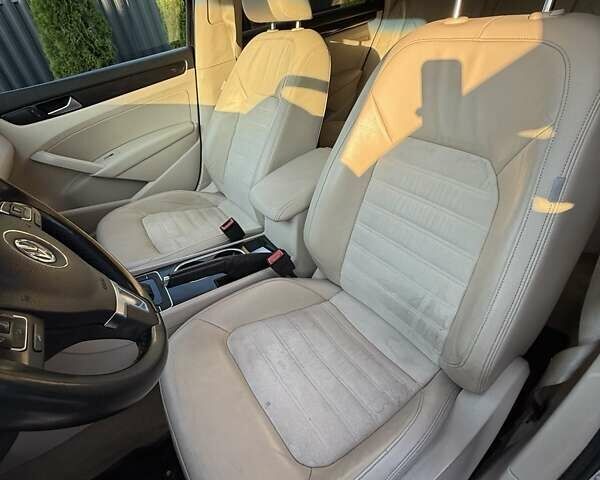 Синий Фольксваген Пассат, объемом двигателя 2 л и пробегом 223 тыс. км за 11500 $, фото 11 на Automoto.ua