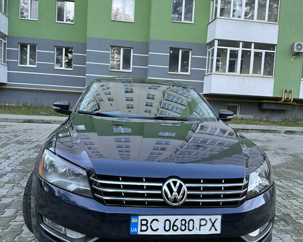 Синий Фольксваген Пассат, объемом двигателя 1.8 л и пробегом 221 тыс. км за 11200 $, фото 1 на Automoto.ua