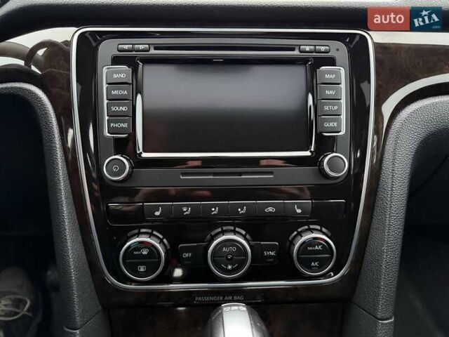 Синій Фольксваген Пассат, об'ємом двигуна 2 л та пробігом 172 тис. км за 12900 $, фото 33 на Automoto.ua