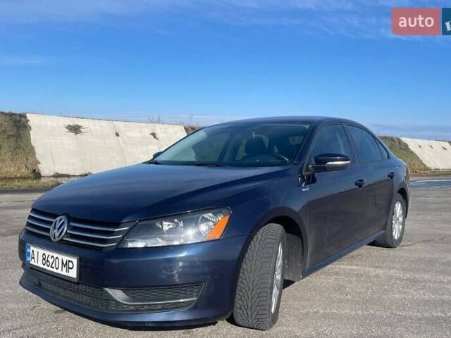 Синий Фольксваген Пассат, объемом двигателя 1.8 л и пробегом 176 тыс. км за 9000 $, фото 2 на Automoto.ua
