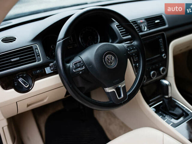 Синій Фольксваген Пассат, об'ємом двигуна 1.97 л та пробігом 253 тис. км за 11300 $, фото 20 на Automoto.ua