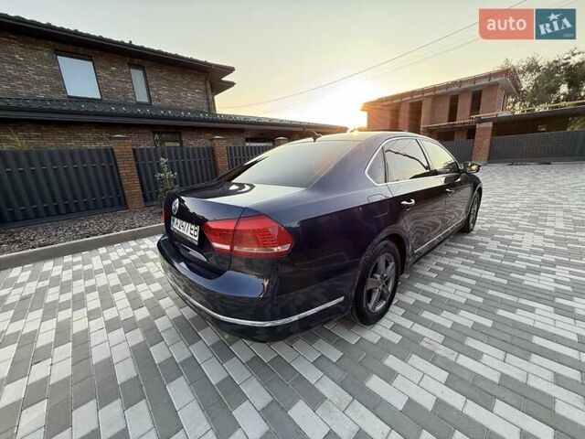 Синий Фольксваген Пассат, объемом двигателя 2 л и пробегом 223 тыс. км за 11500 $, фото 5 на Automoto.ua