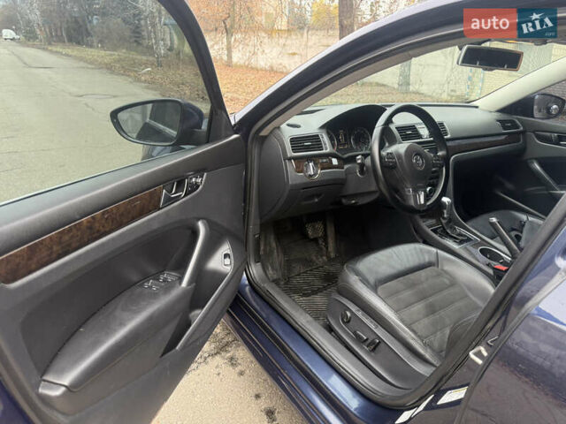 Синій Фольксваген Пассат, об'ємом двигуна 2 л та пробігом 195 тис. км за 12000 $, фото 8 на Automoto.ua