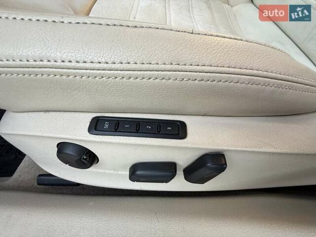 Синий Фольксваген Пассат, объемом двигателя 2 л и пробегом 223 тыс. км за 11500 $, фото 14 на Automoto.ua