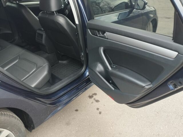 Синий Фольксваген Пассат, объемом двигателя 1.8 л и пробегом 150 тыс. км за 9500 $, фото 10 на Automoto.ua