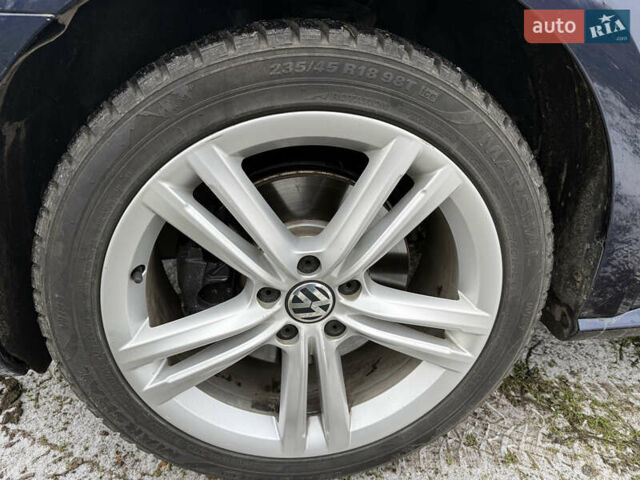 Синій Фольксваген Пассат, об'ємом двигуна 2 л та пробігом 220 тис. км за 11999 $, фото 9 на Automoto.ua