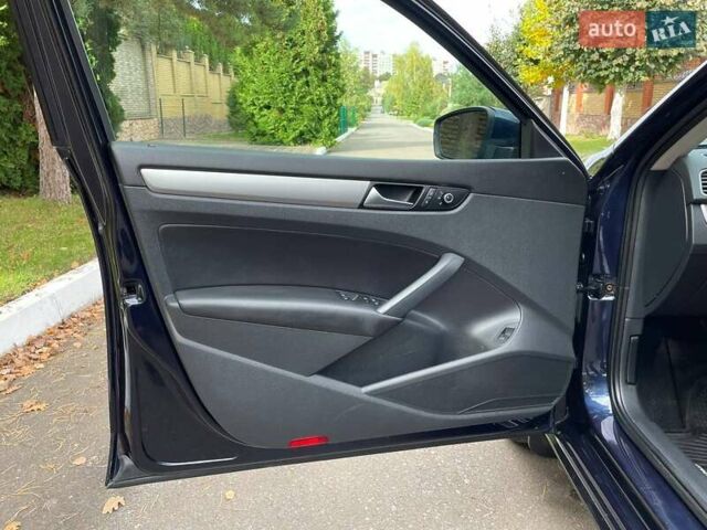 Синий Фольксваген Пассат, объемом двигателя 1.8 л и пробегом 163 тыс. км за 8500 $, фото 10 на Automoto.ua