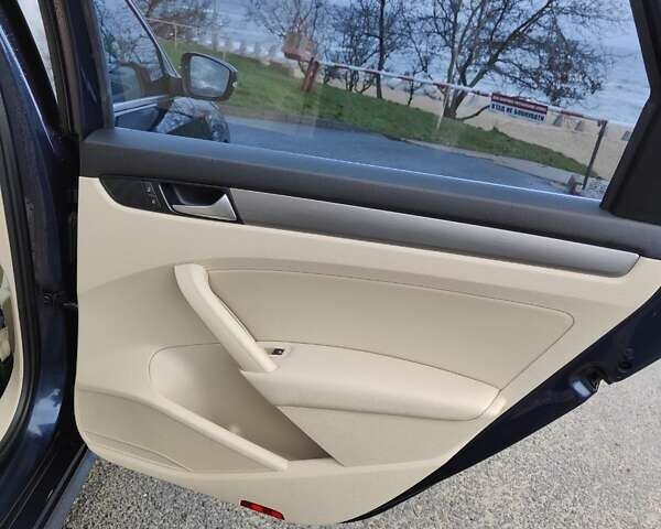 Синий Фольксваген Пассат, объемом двигателя 2 л и пробегом 138 тыс. км за 13900 $, фото 9 на Automoto.ua